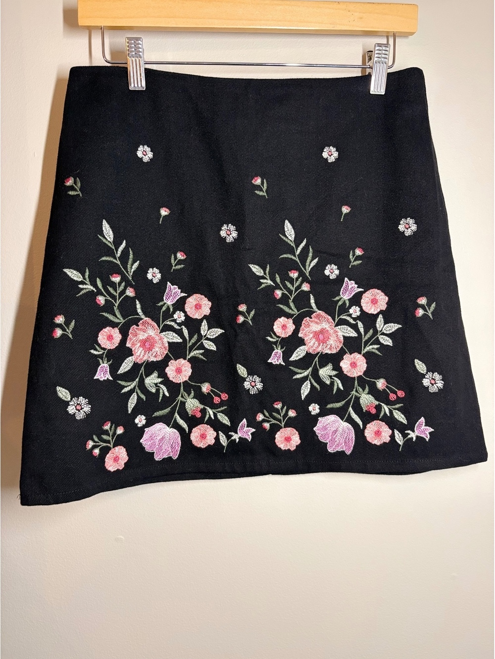 Mi Ami black corduroy mini skirt with embroidered flowers M
